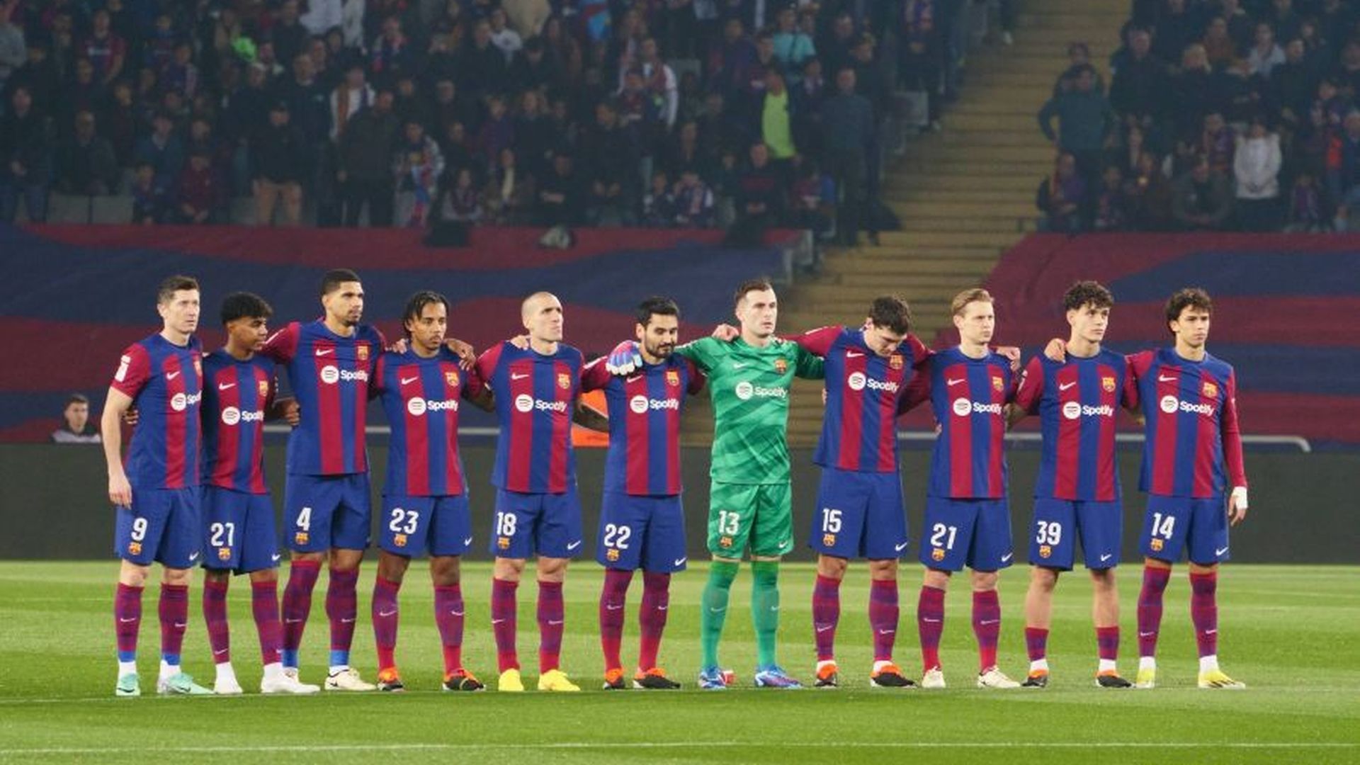 once_titular_de_xavi_en_el_barcelona_villarreal.jpeg