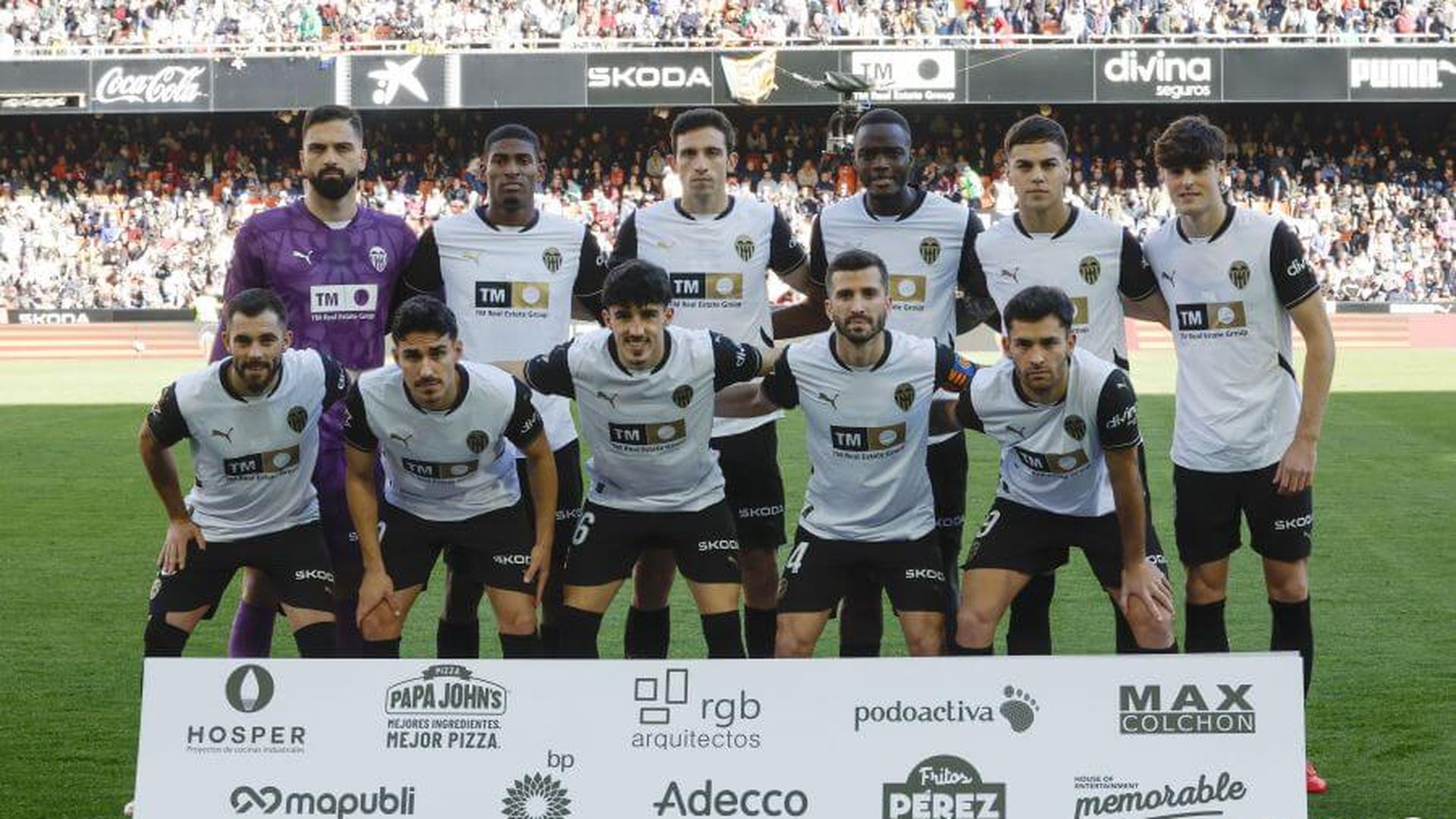 once_titular_del_valencia_cf_ante_el_cd_leganes_foto_laliga.jpeg once_titular_del_valencia_cf_ante_el_cd_leganes_foto_laliga.jpeg