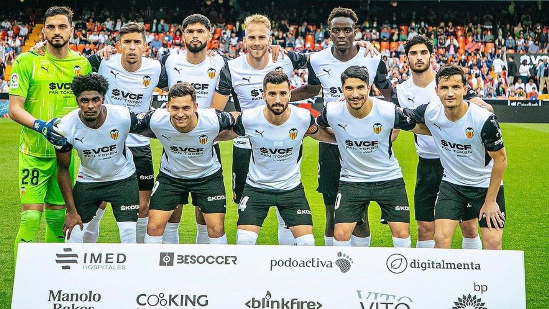 once_titular_del_valencia_cf_en_el_derbi_001.png