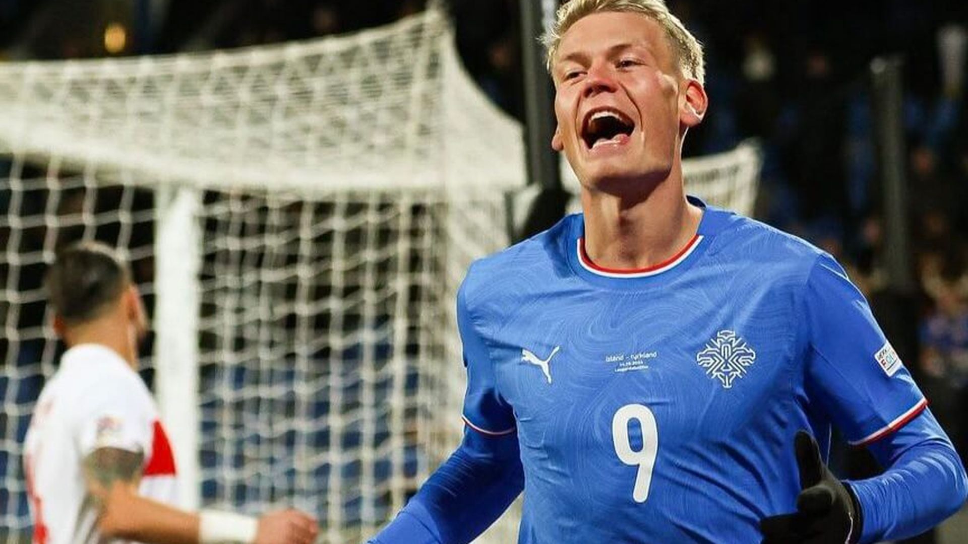 orri_oskarsson_celebra_su_gol_a_turquia_con_la_seleccion_de_islandia.jpg orri_oskarsson_celebra_su_gol_a_turquia_con_la_seleccion_de_islandia.jpg