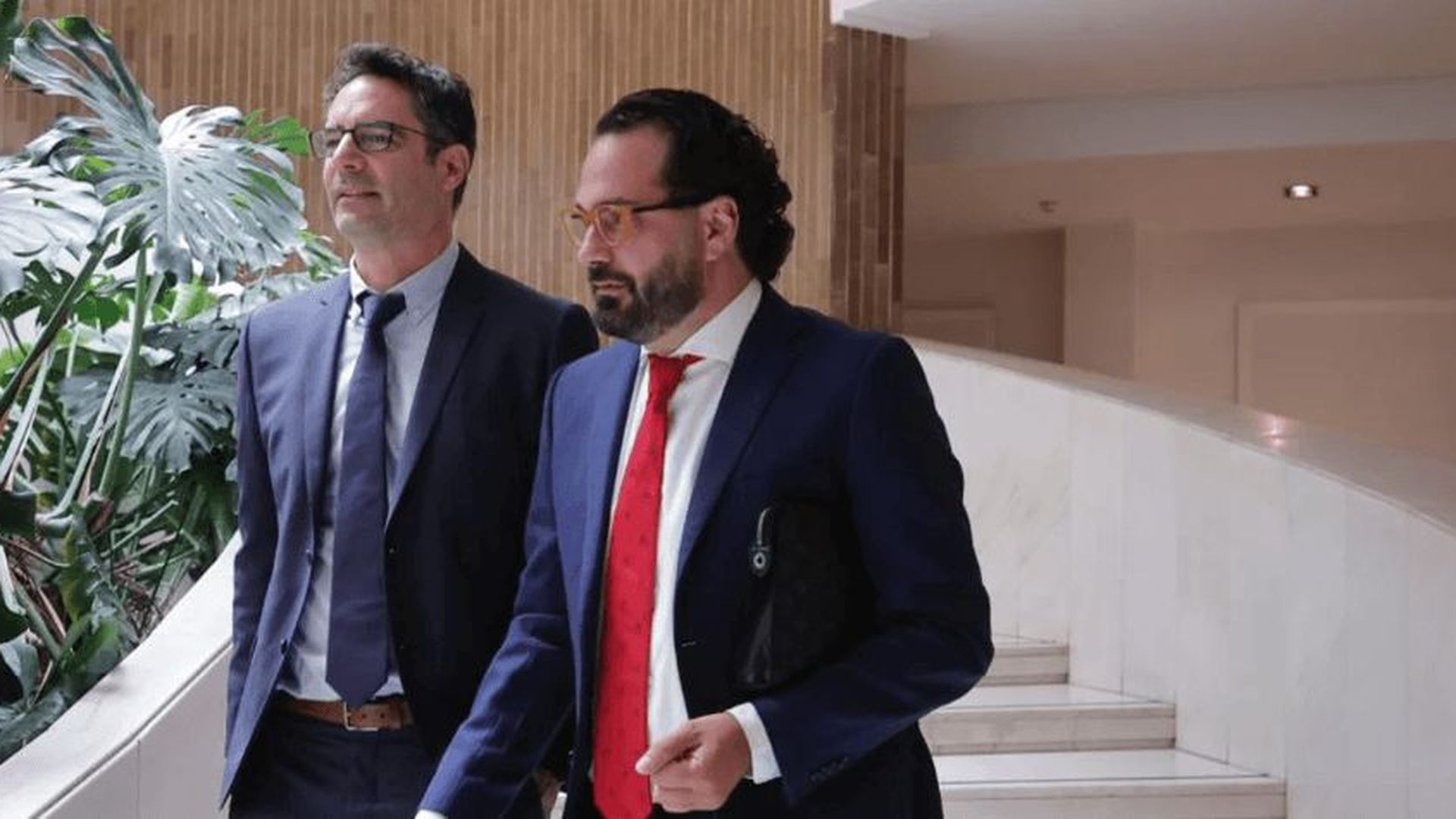 orta_junto_a_su_mano_derecha_gaby_ruiz_foto_abc.png orta_junto_a_su_mano_derecha_gaby_ruiz_foto_abc.png