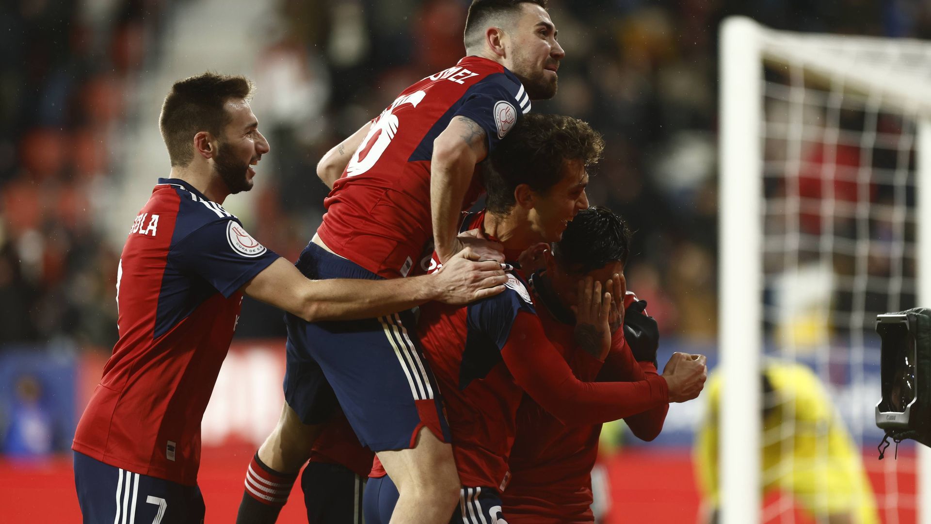 osasuna_celebra_el_pase_a_las_semifinales_de_copa.jpg