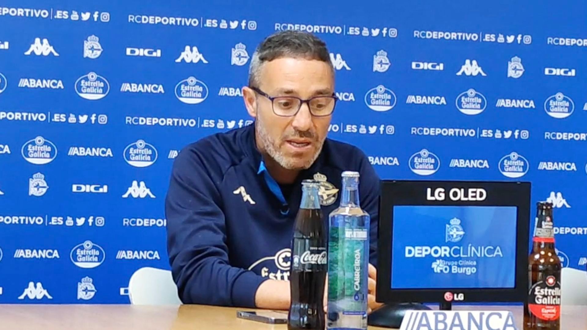 oscar_cano_defiende_a_lucas_perez_en_rueda_de_prensa_001.png oscar_cano_defiende_a_lucas_perez_en_rueda_de_prensa_001.png