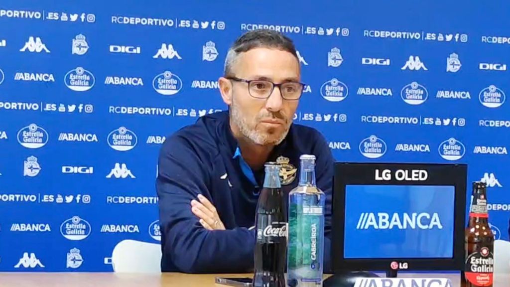 Óscar Cano defiende a Roberto Olabe tras las críticas por su expulsión