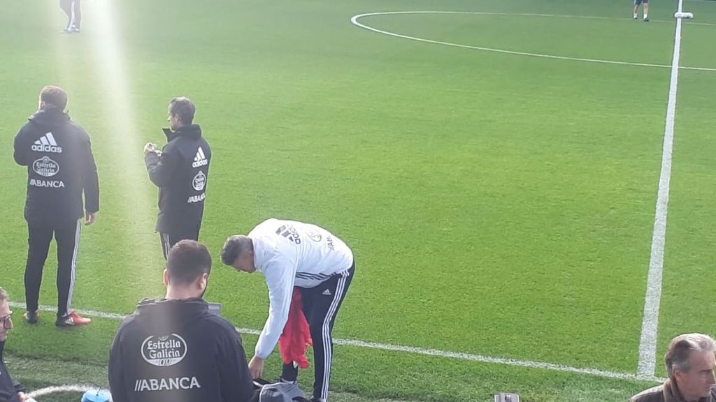 Óscar García durante el entrenamiento del Celta