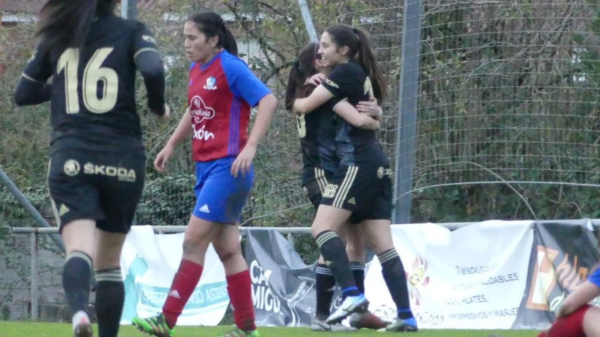 oviedo_femenino_gijonjpg_001.jpg