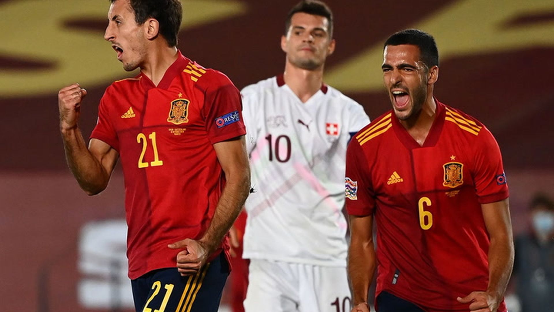 oyarzabal_y_merino_celebran_el_gol_del_primero_en_el_espana_suiza_foto_efe.jpg oyarzabal_y_merino_celebran_el_gol_del_primero_en_el_espana_suiza_foto_efe.jpg