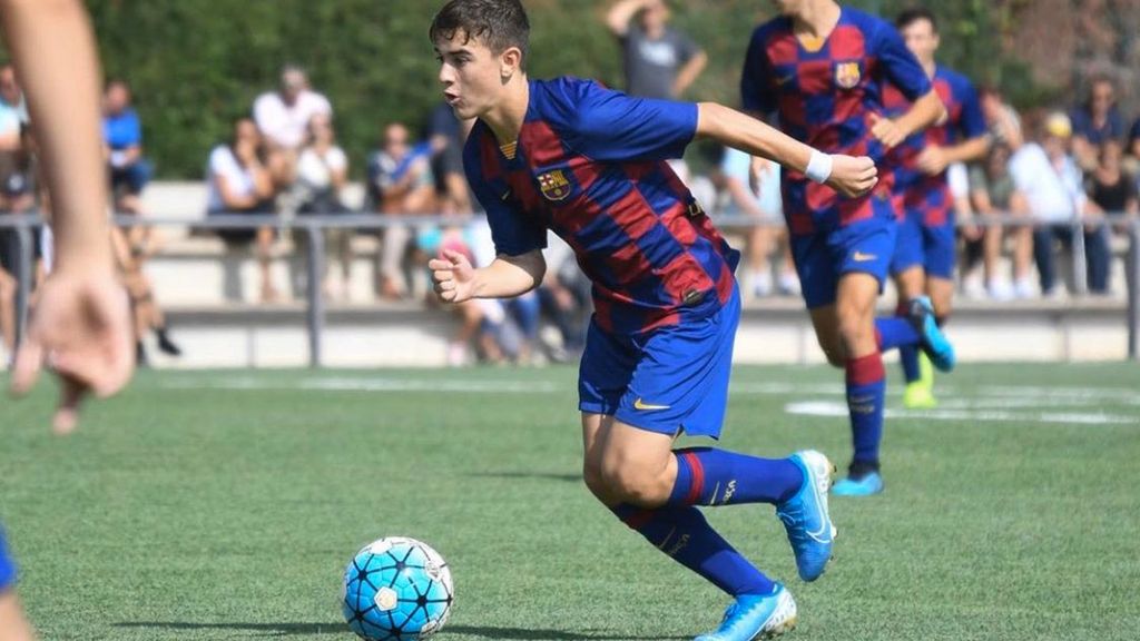 Pablo Páez Gavi: El excanterano del Betis de 16 años que ha llamado Koeman para el Barça y al que comparan con Iniesta