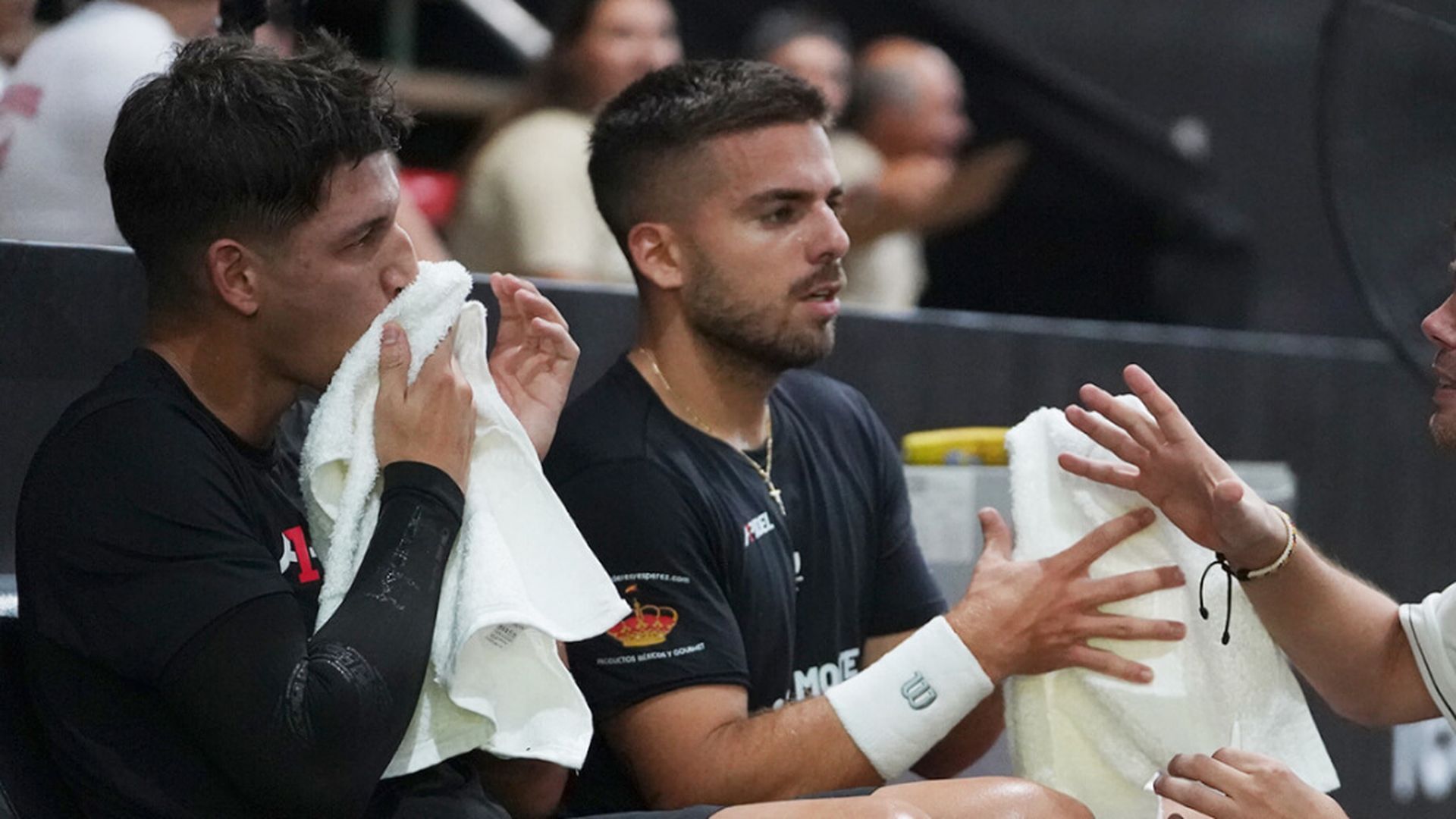 padeljpg_001.jpg padeljpg_001.jpg