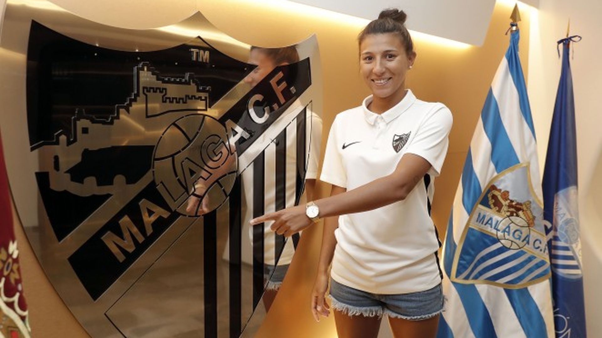 pamela_malaga_femenino_001.jpg pamela_malaga_femenino_001.jpg