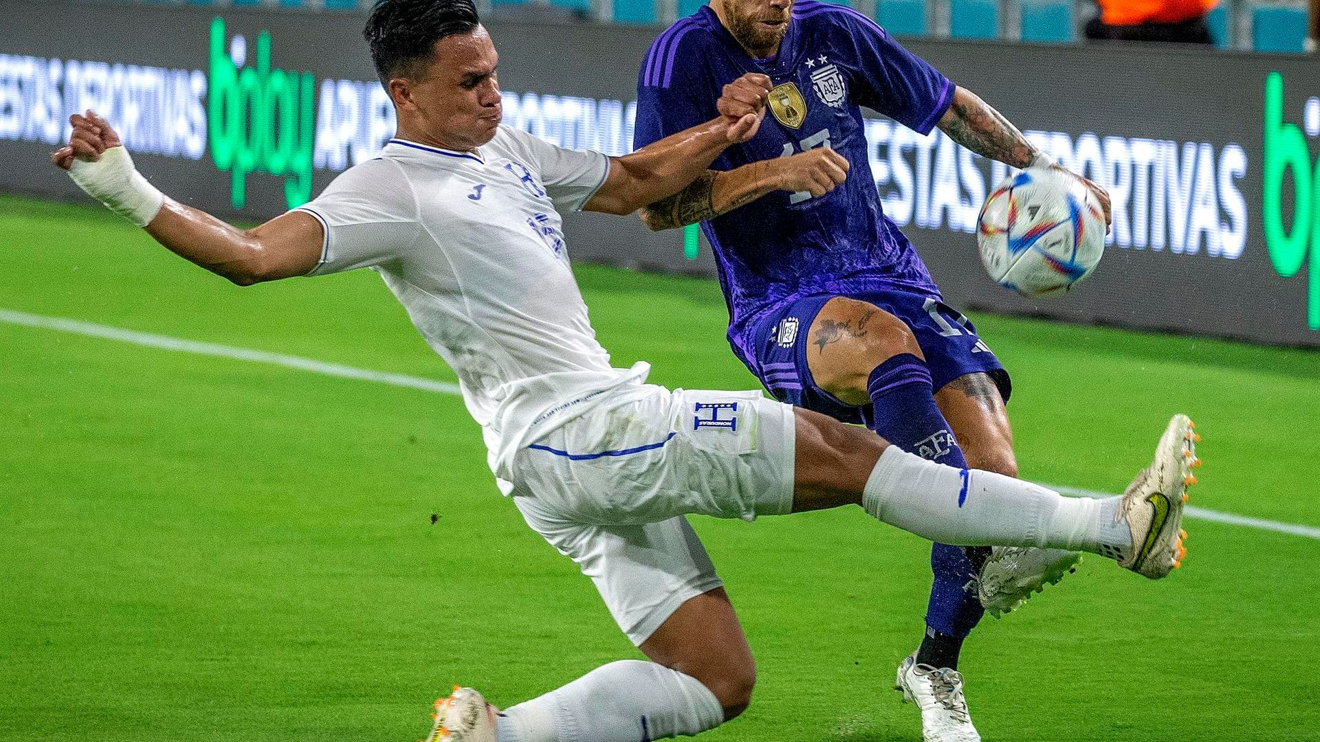 papu_gomez_en_el_argentina___honduras_foto_efe.jpg papu_gomez_en_el_argentina___honduras_foto_efe.jpg