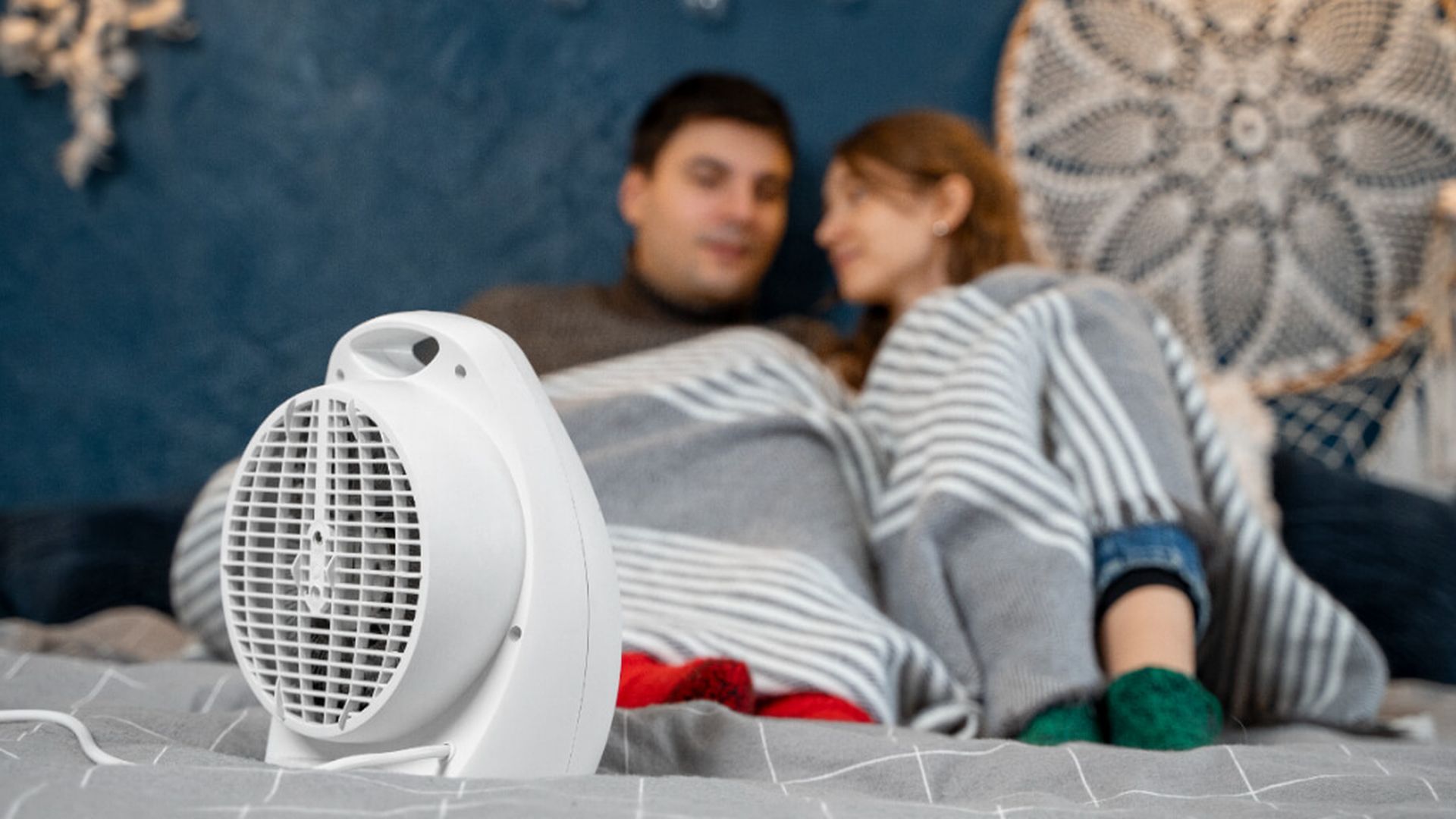 pareja_calefactorjpg.jpg pareja_calefactorjpg.jpg