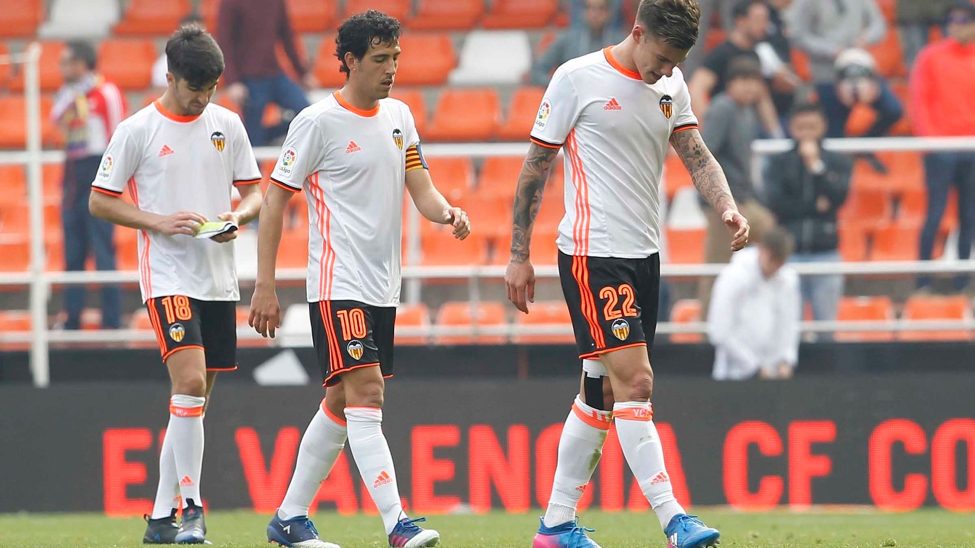 parejotriste.JPG parejotriste.JPG