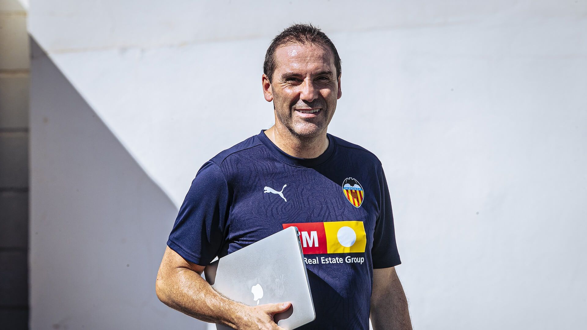 pedro_lopez_doctor_del_valencia_cf.jpg pedro_lopez_doctor_del_valencia_cf.jpg