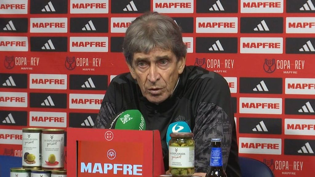La rueda de prensa de Pellegrini tras la victoria ante el Gévora