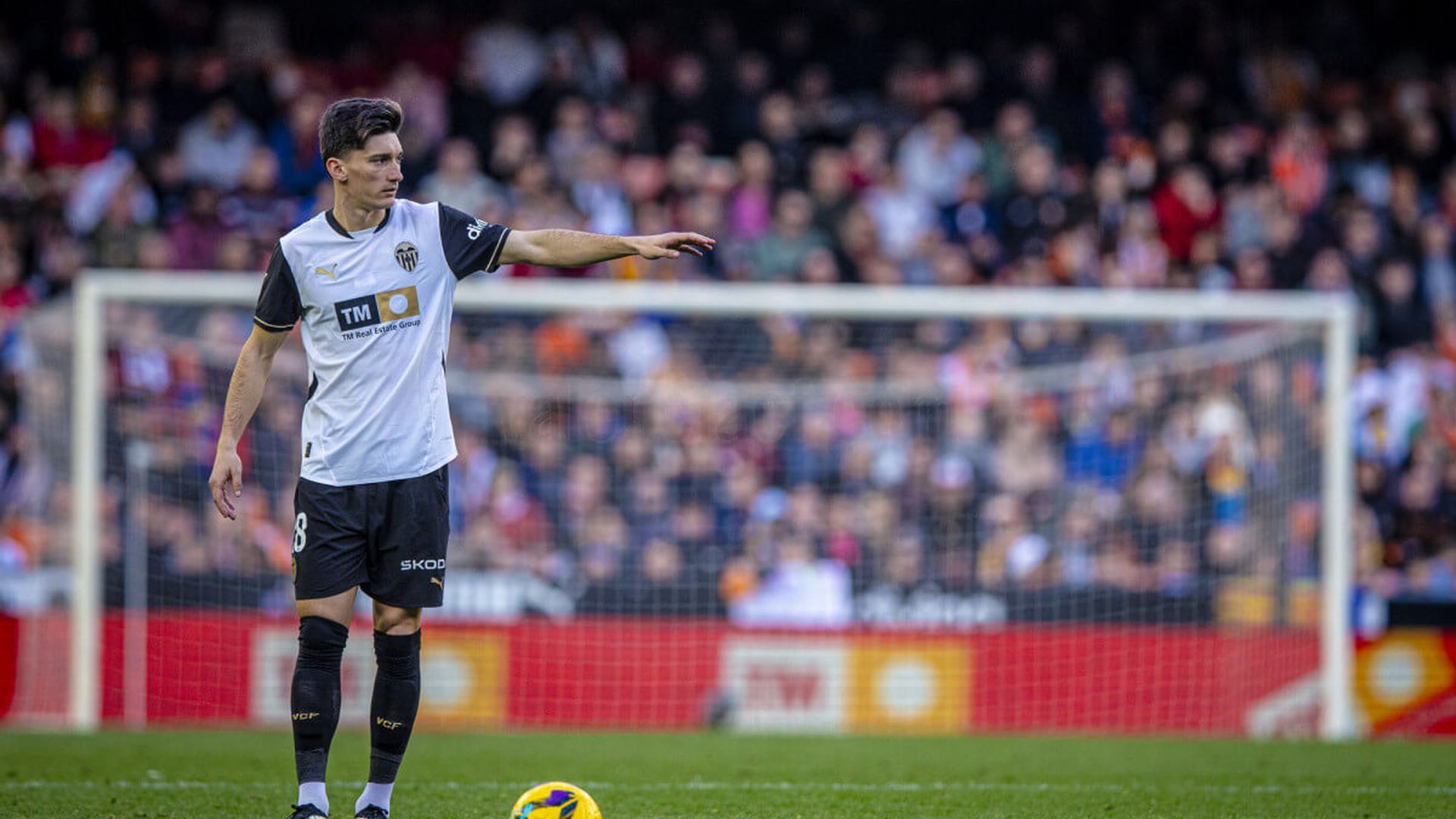 pepelu_ante_el_cd_leganes_foto_valencia_cf.jpg pepelu_ante_el_cd_leganes_foto_valencia_cf.jpg