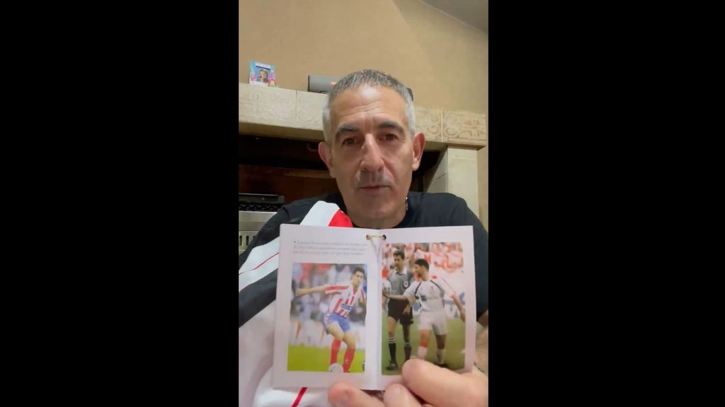 La reacción de Perico Pérez a la camiseta del Sporting en su honor