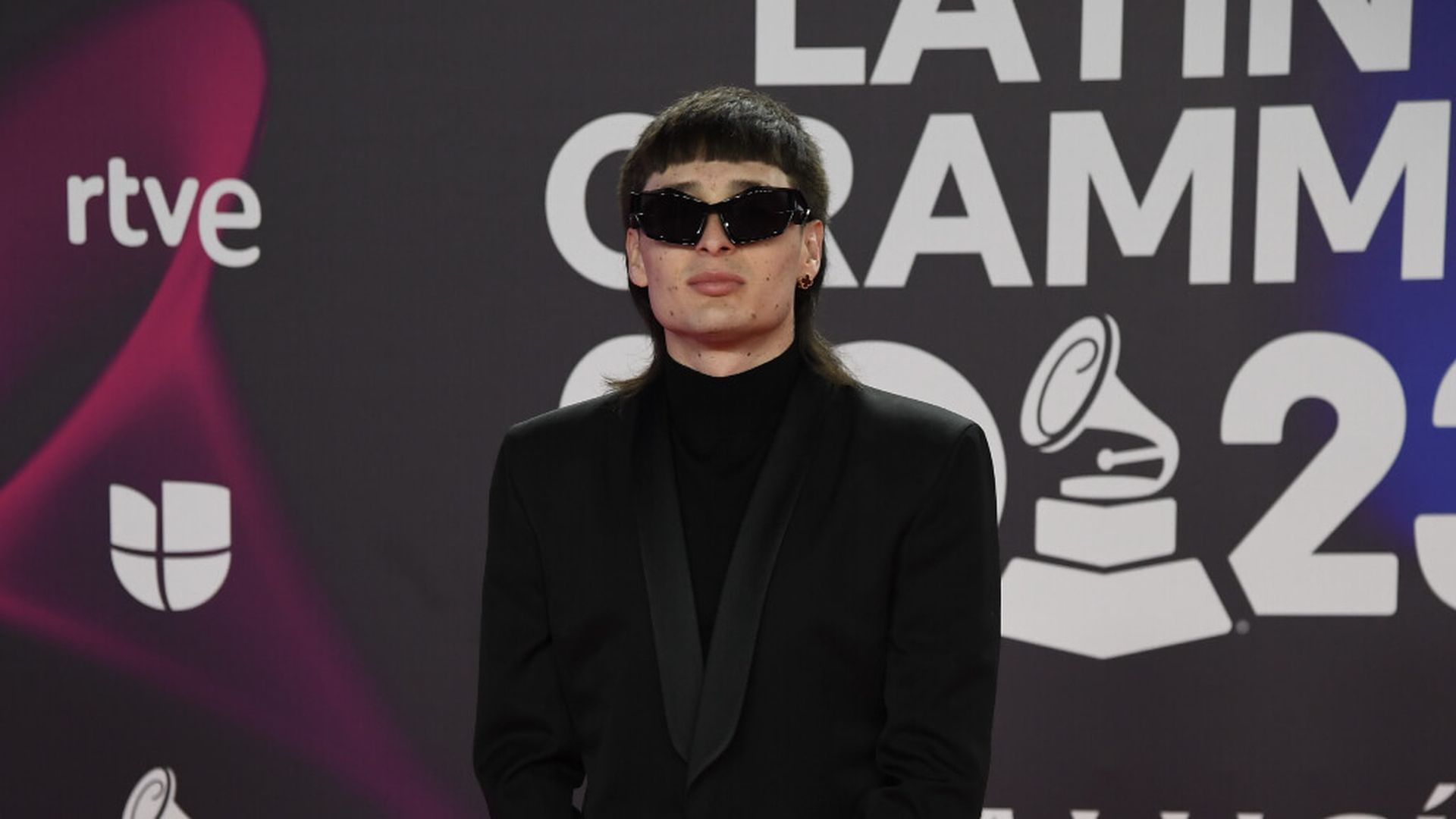 peso_pluma_en_los_latin_grammy_cordon_press.jpg