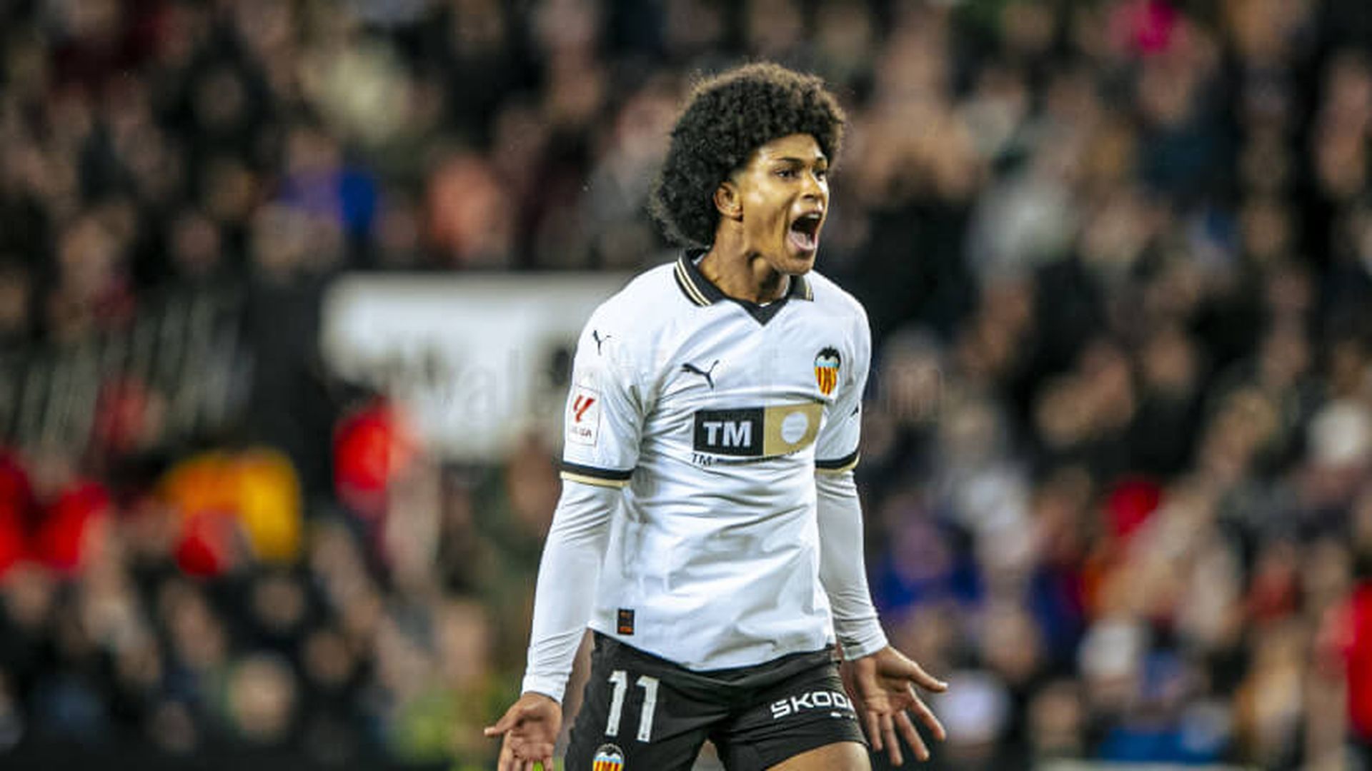 peter_federico_ante_el_real_madrid_foto_valencia_cf.jpg peter_federico_ante_el_real_madrid_foto_valencia_cf.jpg