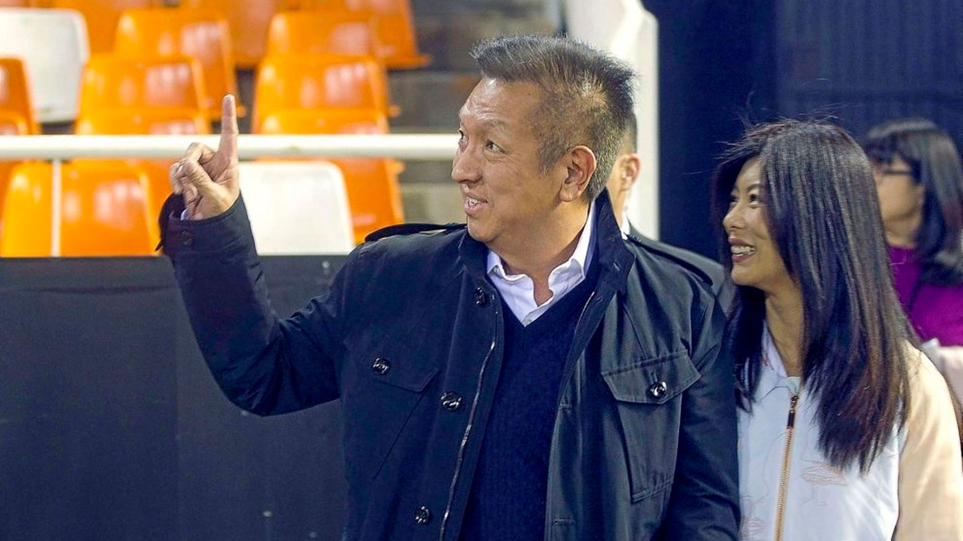 peter_lim_y_su_mujer_cherie_lim_en_mestalla_foto_efe.jpg peter_lim_y_su_mujer_cherie_lim_en_mestalla_foto_efe.jpg