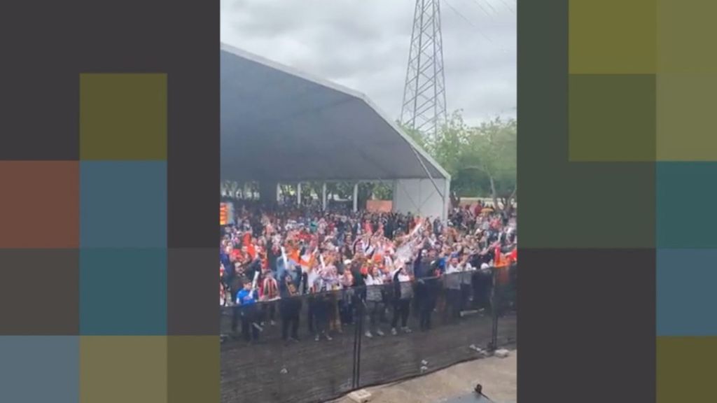"PIOJO, PIOJO": Ambientazo en la Fan Zone del Valencia