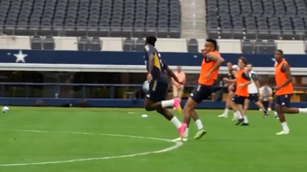 (Mediaset) El gol nunca visto de Vinicius Jr