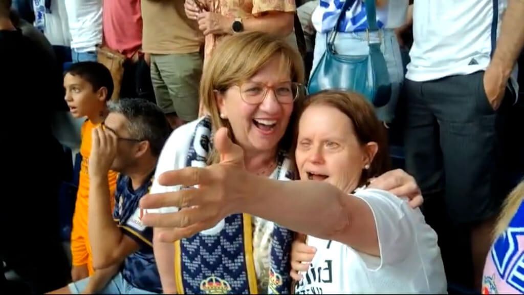 Arancha, una madridista con síndrome Down cumple su sueño en el Bernabéu: "Es su gran pasión"