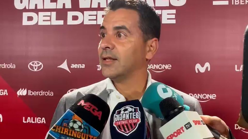 Míchel se solidariza con los árbitros