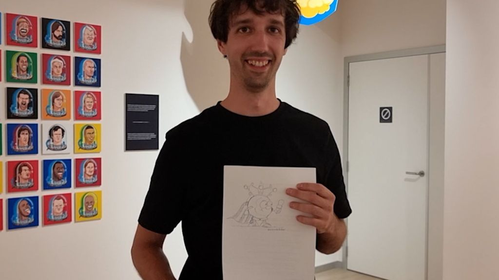 (Mediaset) Entrevista con Mikel Soro, creador de Txurdin y del diseño del autobús de la Real