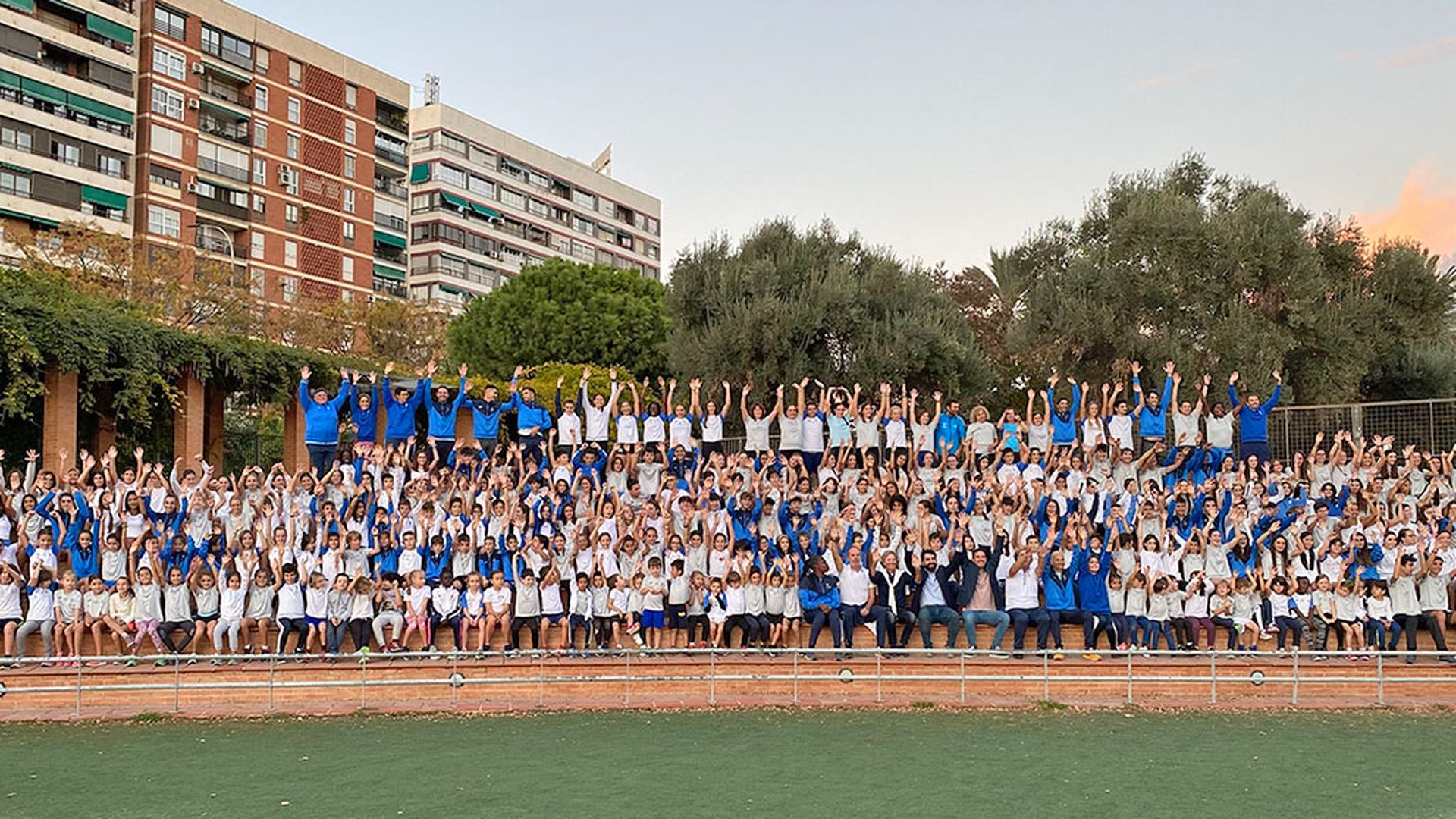 portada_2.jpg portada_2.jpg