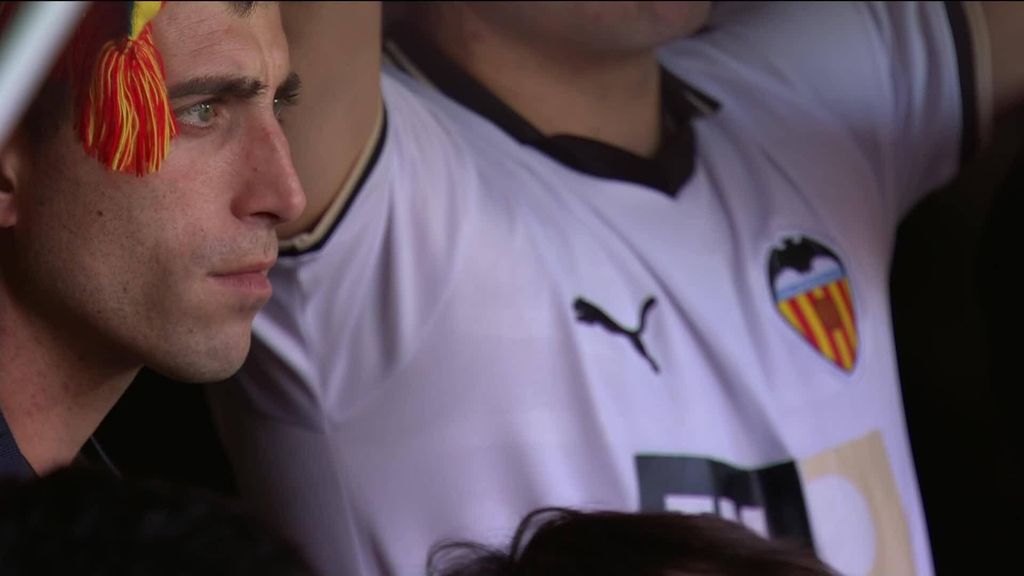 Valencia - Betis | Homenaje en Mestalla a los fallecidos por la DANA en la Comunidad Valenciana