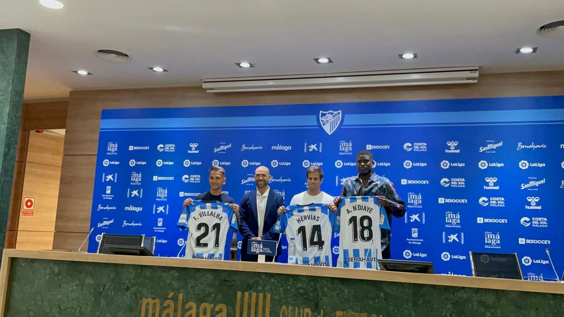 presentacion_conjunta_de_hervias_fran_villalba_y_ndiaye_en_el_malaga.jpeg