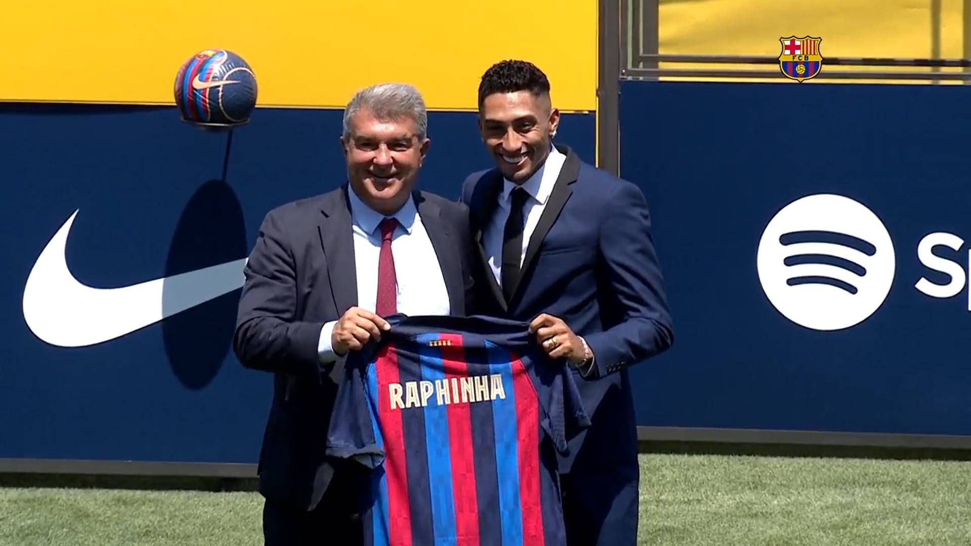 presentacion_de_raphinha_con_el_barca_001.jpg