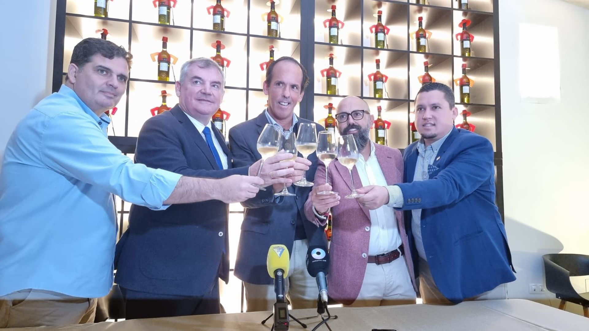 presentacion_del_partido_xerez_cadiz_foto_xcd.jpg presentacion_del_partido_xerez_cadiz_foto_xcd.jpg