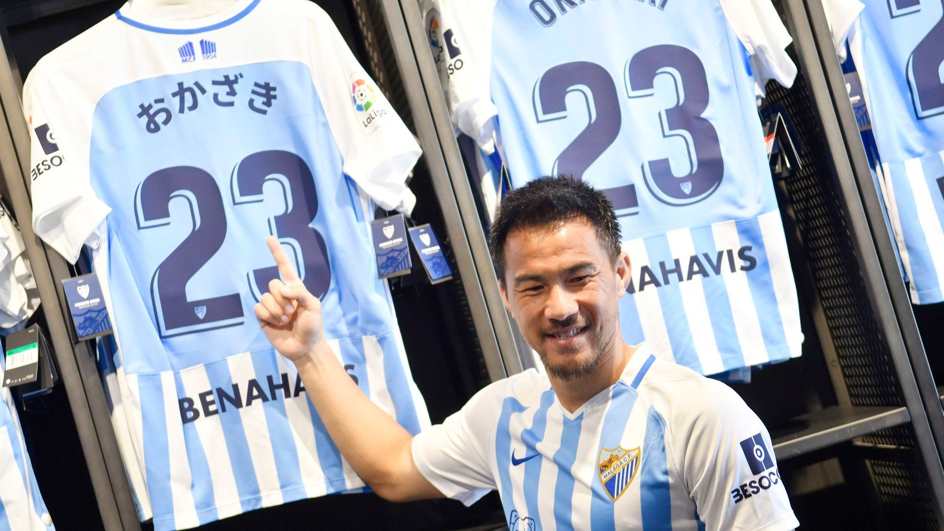 presentacion_shinji_okazaki_003.JPG