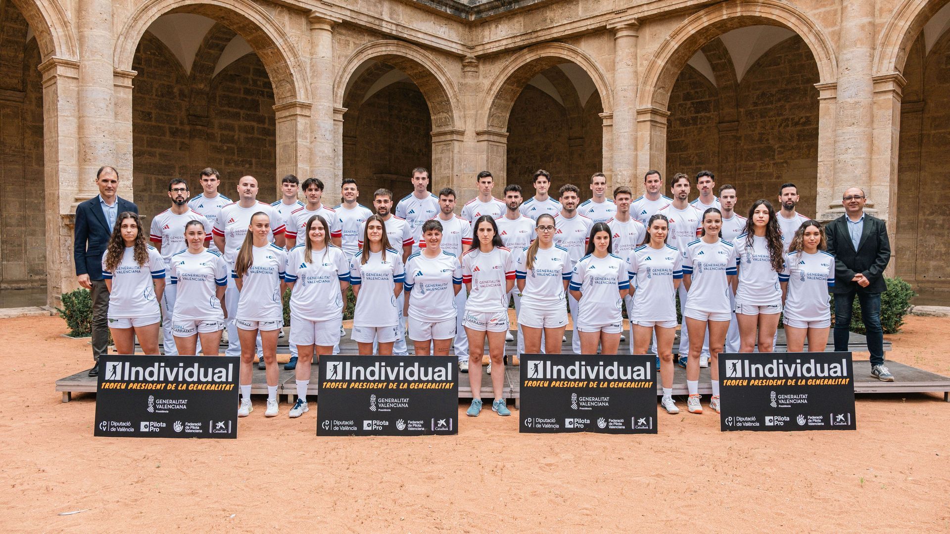 presentados_los_campeonatos_individuales_de_raspall_y_de_escala_i_corda_____trofeu_pre_002.jpg presentados_los_campeonatos_individuales_de_raspall_y_de_escala_i_corda_____trofeu_pre_002.jpg