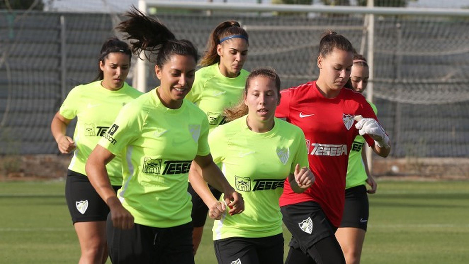 primer_entrenamiento_malaga_femenino.jpeg primer_entrenamiento_malaga_femenino.jpeg