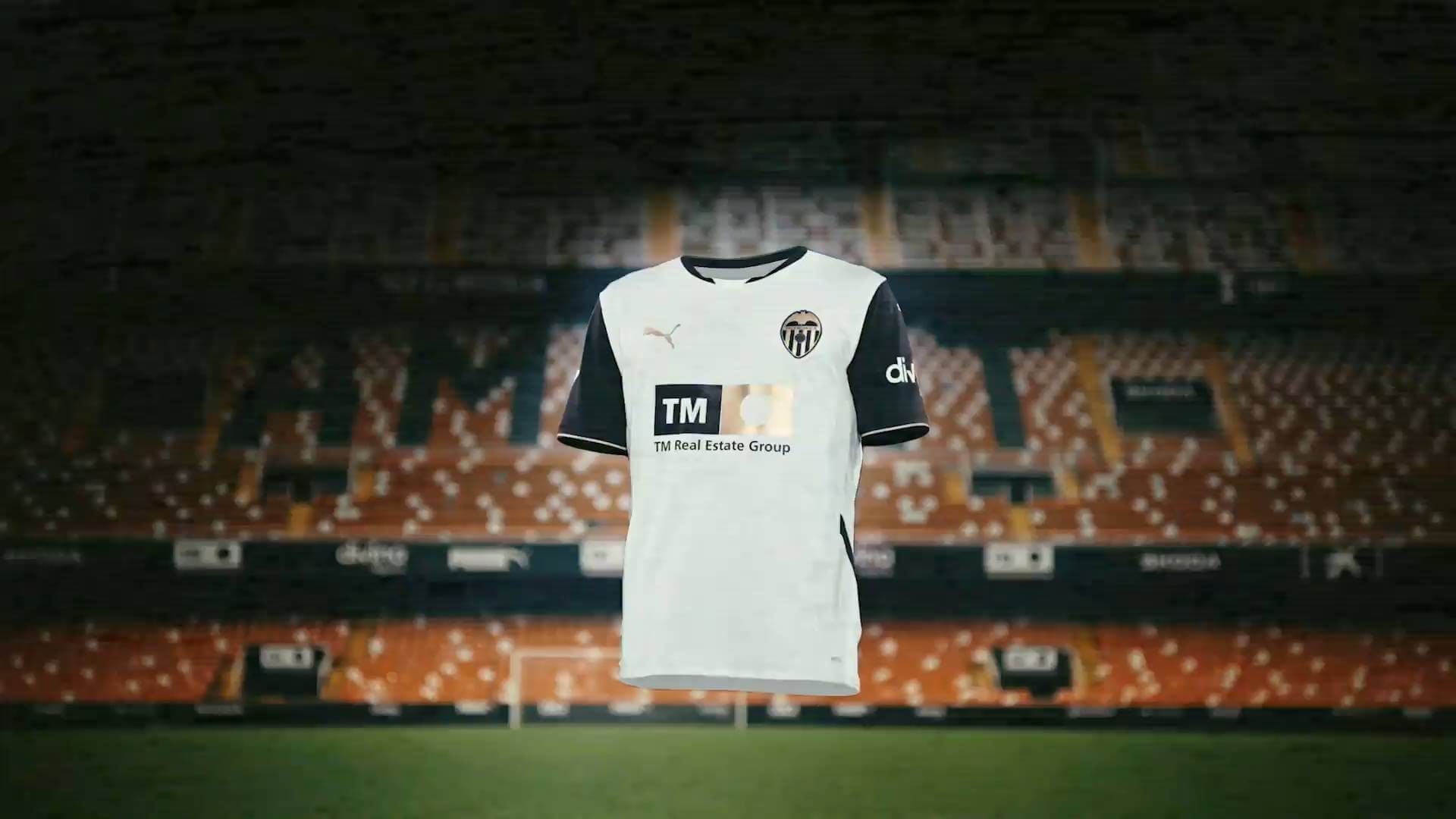 primera_equipacion_del_valencia.jpg