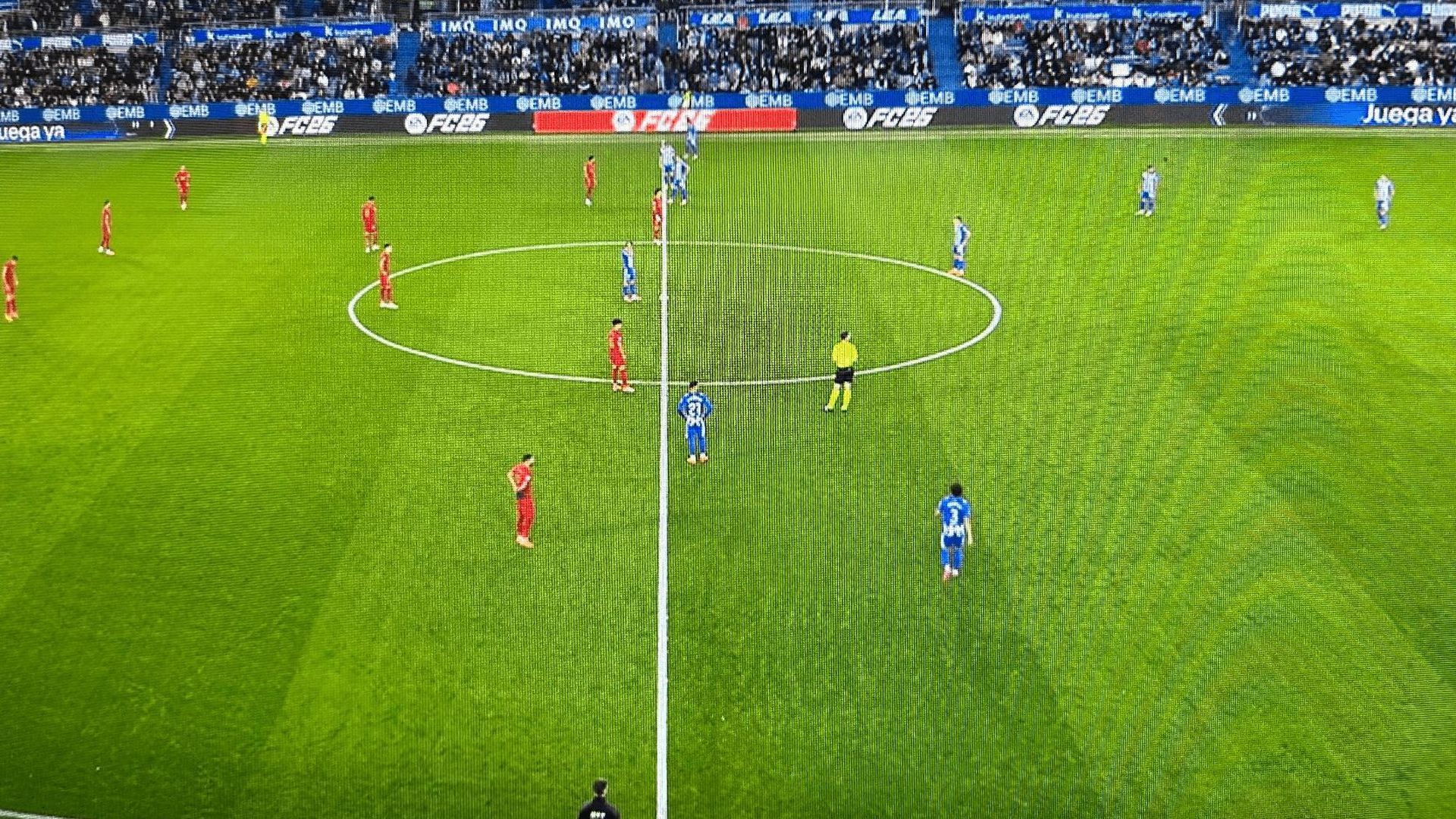 protesta_antes_del_alaves_valencia_captura_tv.png protesta_antes_del_alaves_valencia_captura_tv.png