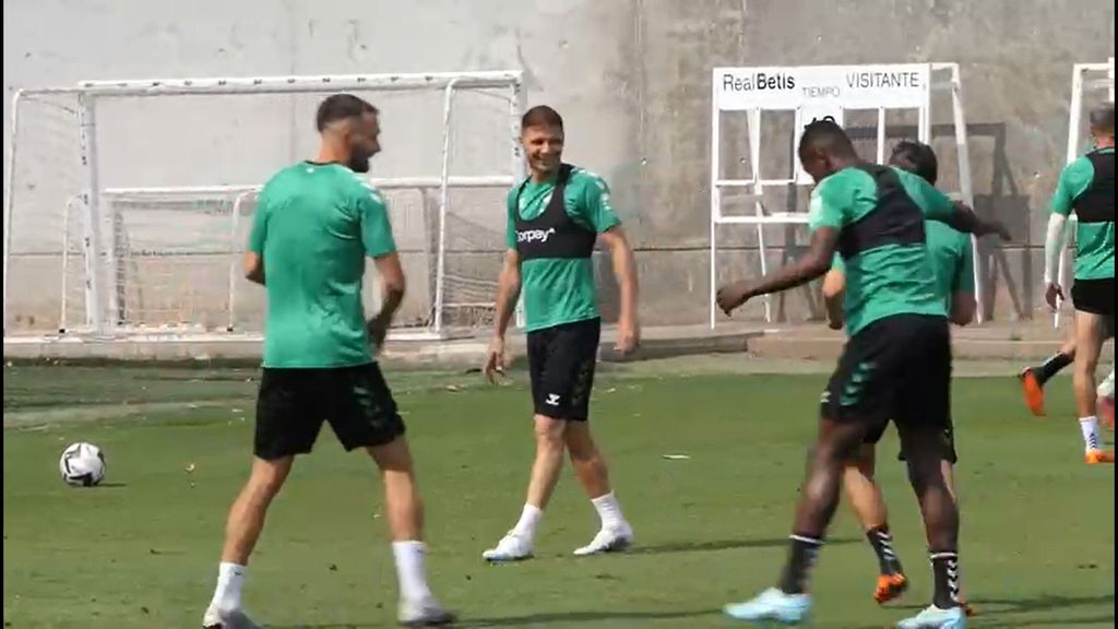 Puesta a punto del Betis antes del derbi