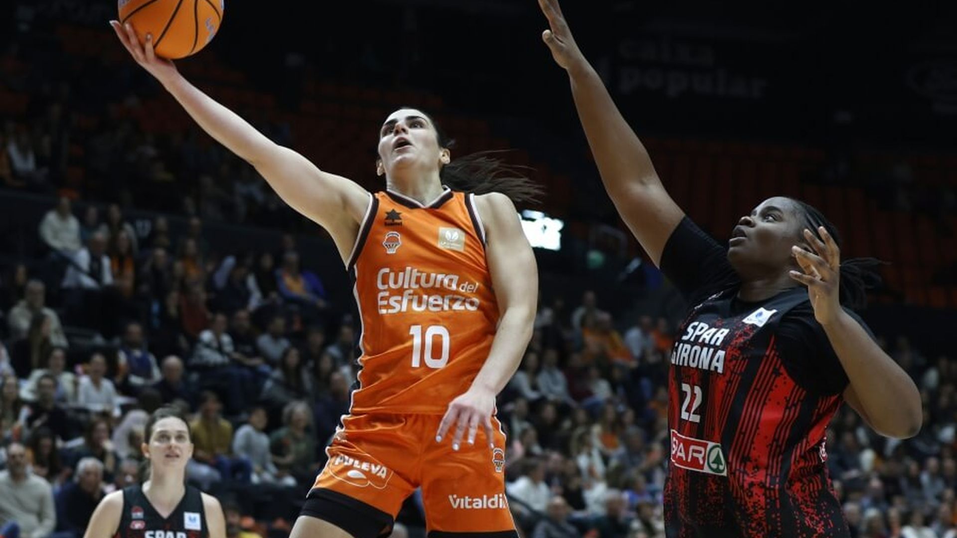 pulso_del_valencia_basket_femenino_por_el_liderato_en_la_pista_de_spar_girona_001.jpg pulso_del_valencia_basket_femenino_por_el_liderato_en_la_pista_de_spar_girona_001.jpg