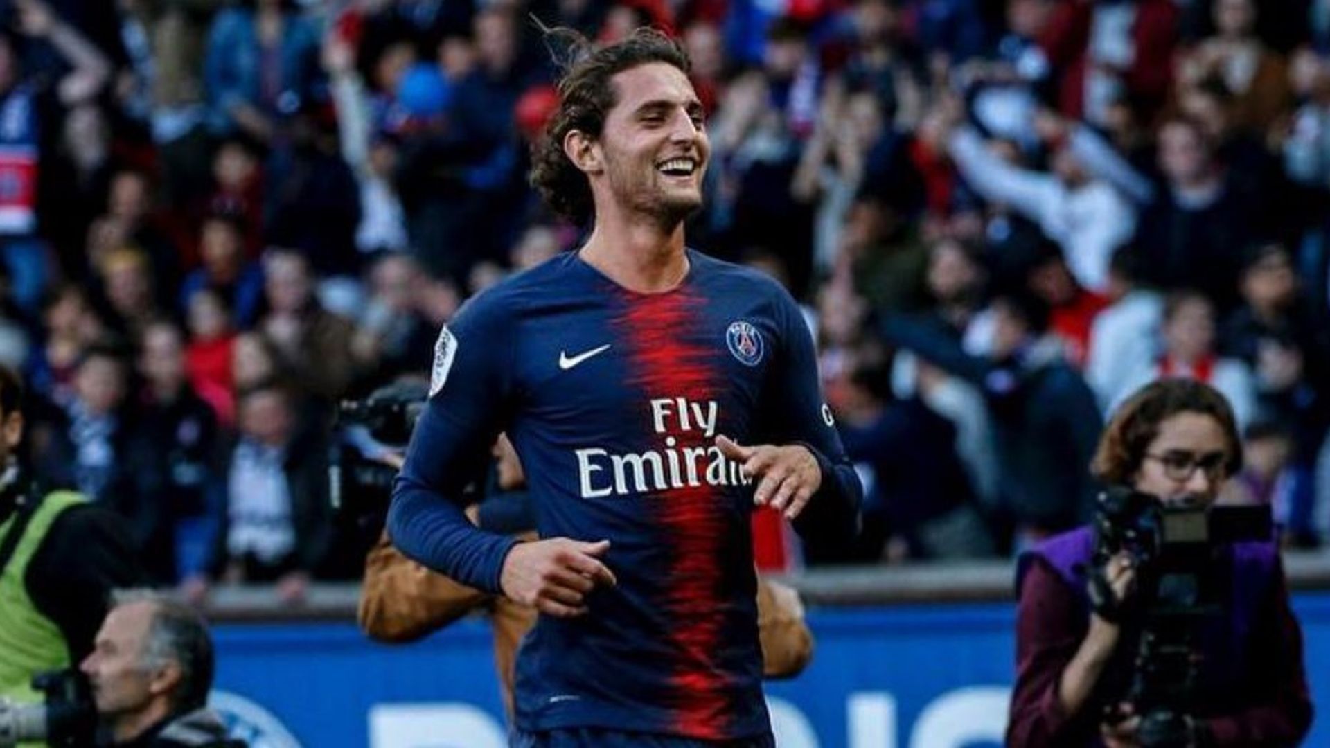 rabiot_durante_un_partido_de_esta_temporada_con_el_psg__001.jpeg