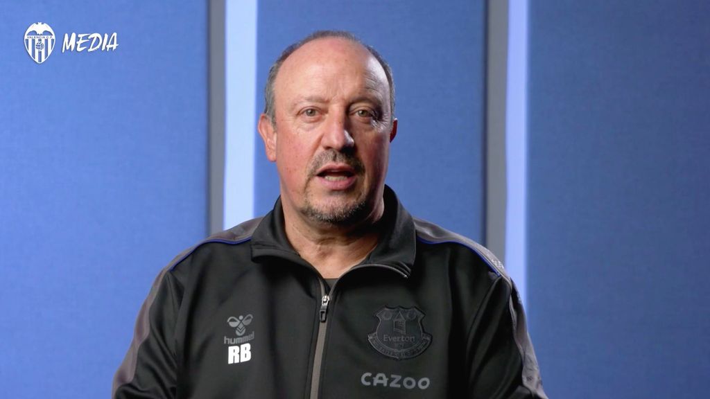 Benítez recuerda la Liga 2001-02: "Recuerdo las lágrimas de la gente por la calle"