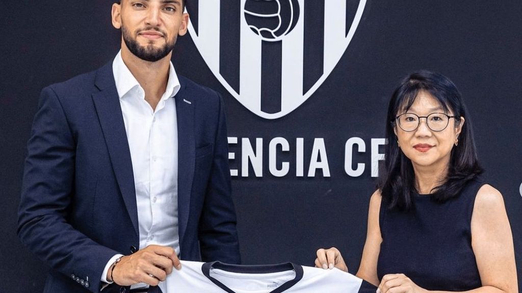 El Valencia CF regresa al futuro con Rafa Mir: "Ha vuelto"