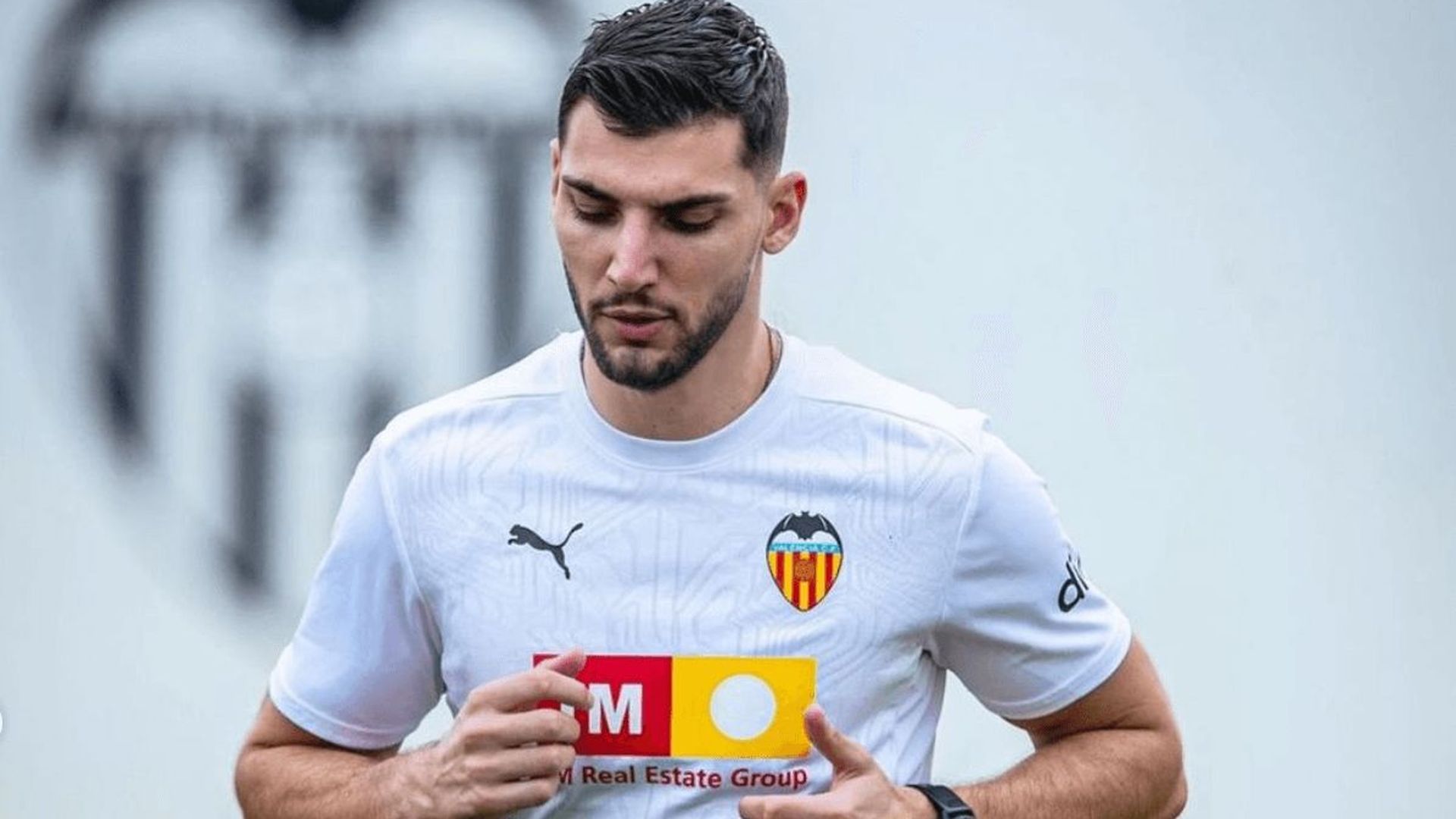 rafa_mir_entrena_en_paterna_foto_valencia_cf_001.png rafa_mir_entrena_en_paterna_foto_valencia_cf_001.png