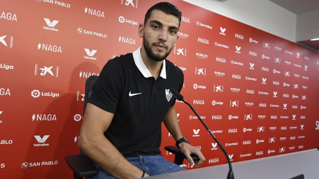 Presentación de Rafa Mir: Las posibilidades del equipo y la importancia de Lopetegui