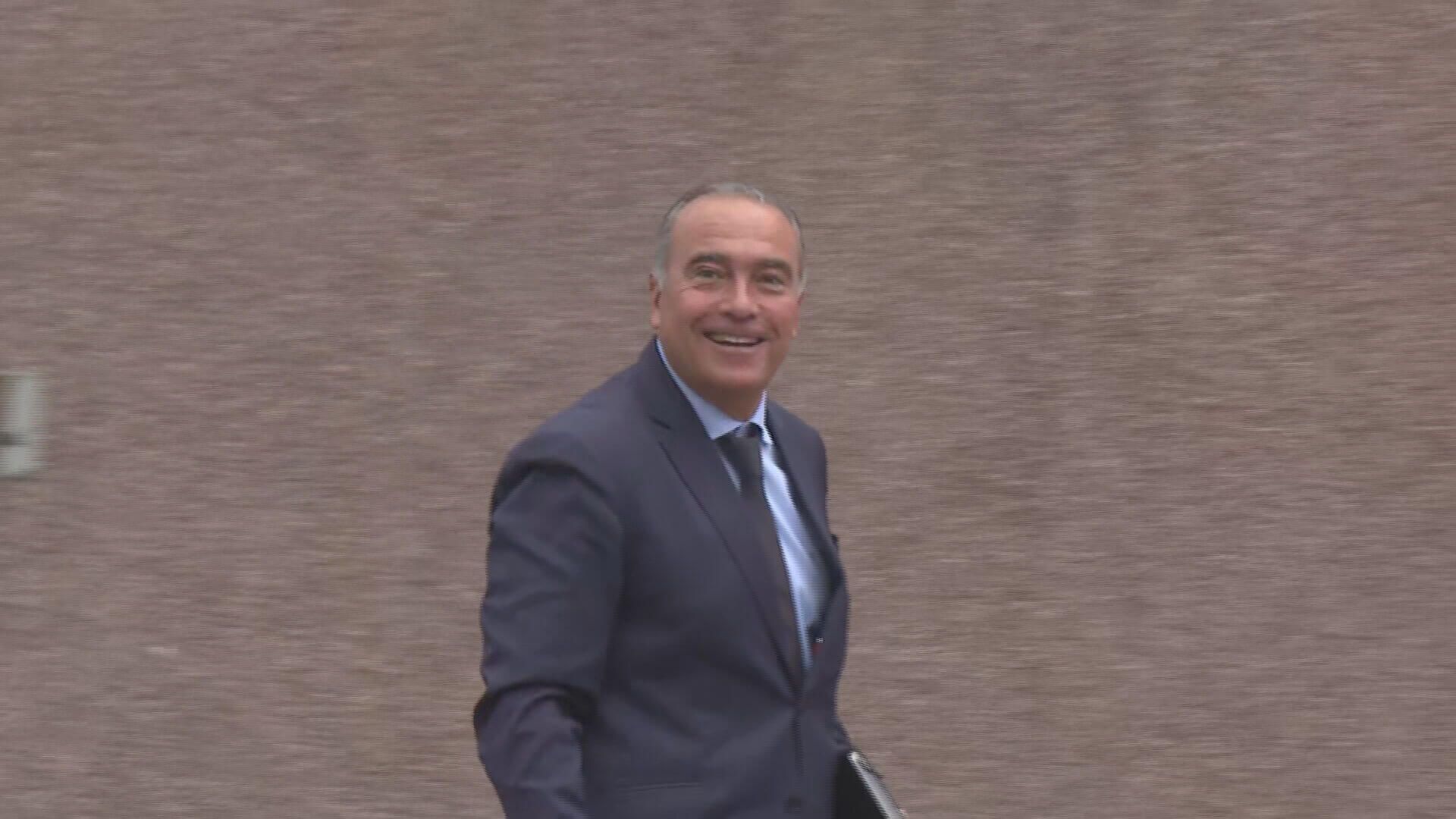 rafa_yuste_sonrie_tras_ser_preguntado_por_erling_haaland.jpeg rafa_yuste_sonrie_tras_ser_preguntado_por_erling_haaland.jpeg