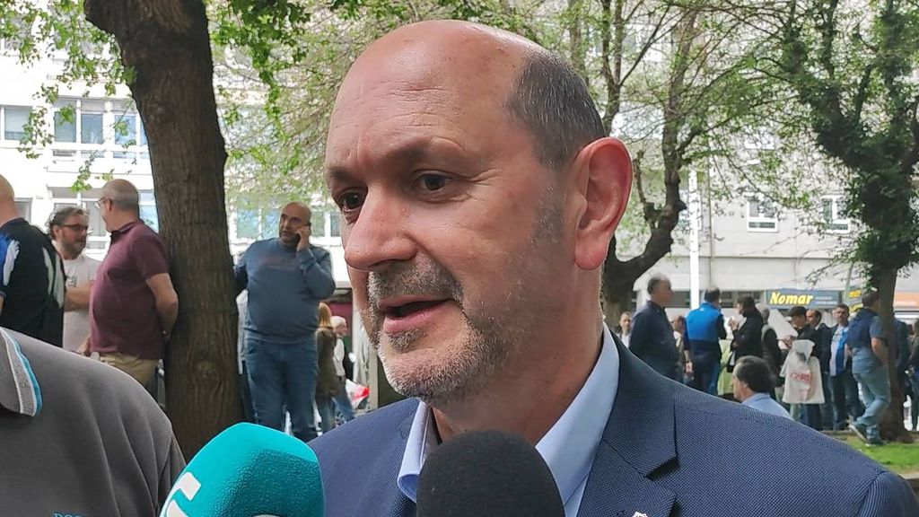 Rafael Lizan, presinde de la federación gallega de fútbol, recuerda a Arsenio