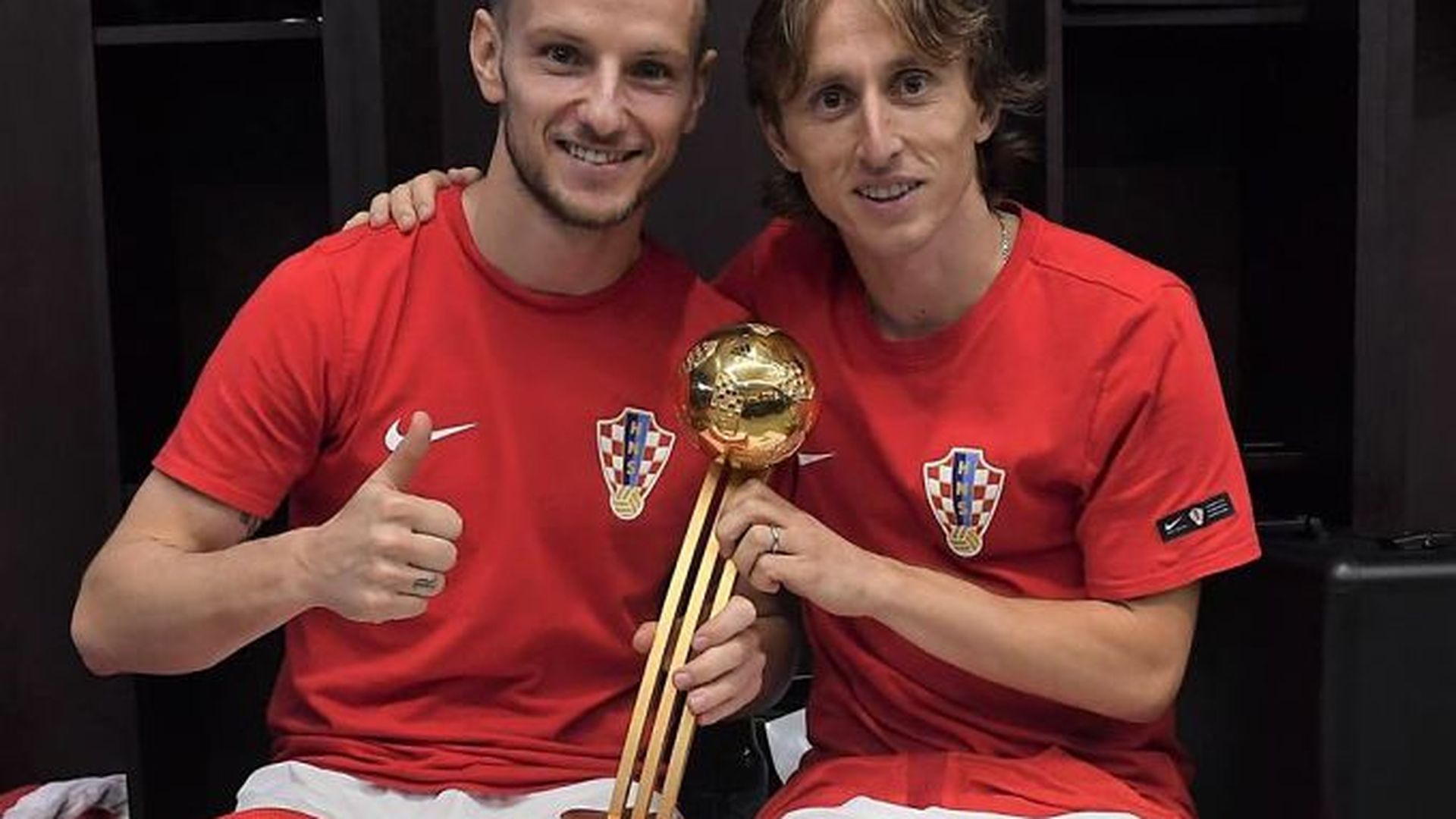 rakitic_y_modric_tras_la_final.jpg