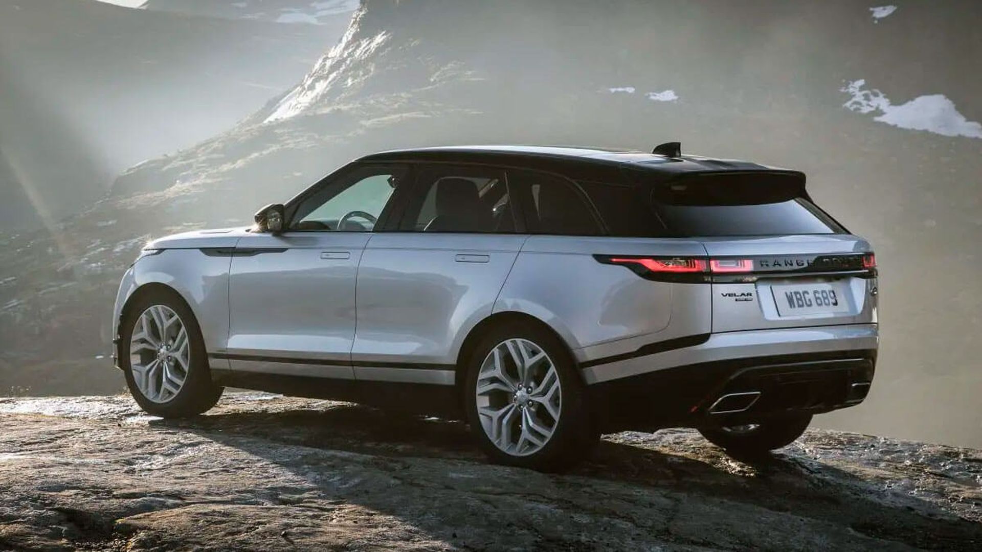 range_rover_velar_2025jpg.jpg